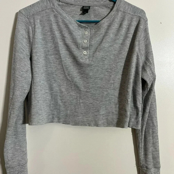 PAC Sun Me to We crop and Wild Fable Crop 2 pc junior top lot - Picture 6 of 8